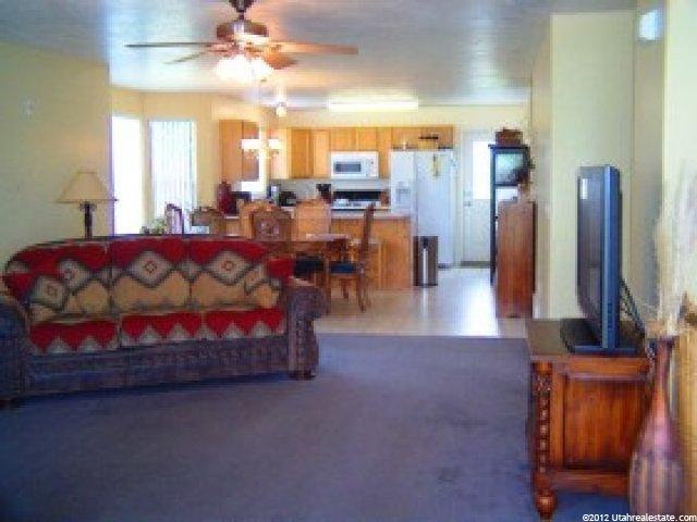 2961 W 2300 N, Clinton, UT 84015 — photo 2