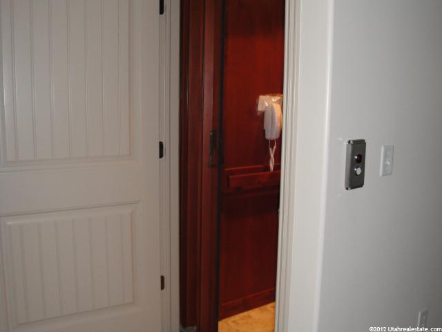 625 S Edgewood Dr E, North Salt Lake, UT 84054 — photo 4