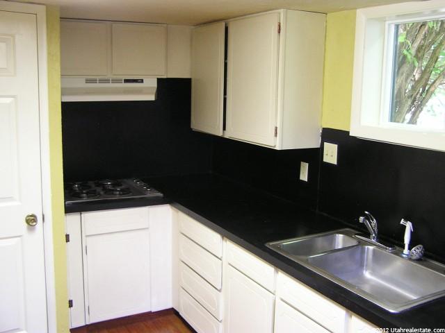 208 E 600 N, Kaysville, UT 84037 — photo 11
