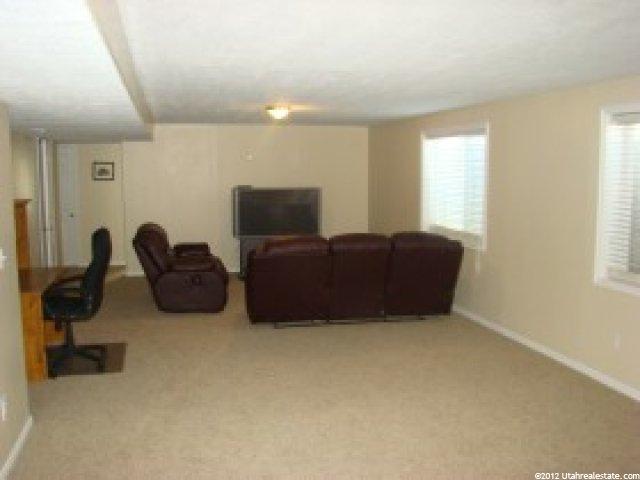 1964 S 350 E, Clearfield, UT 84015 — photo 10