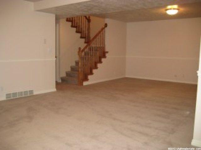 976 S 400 E, Centerville, UT 84014 — photo 10