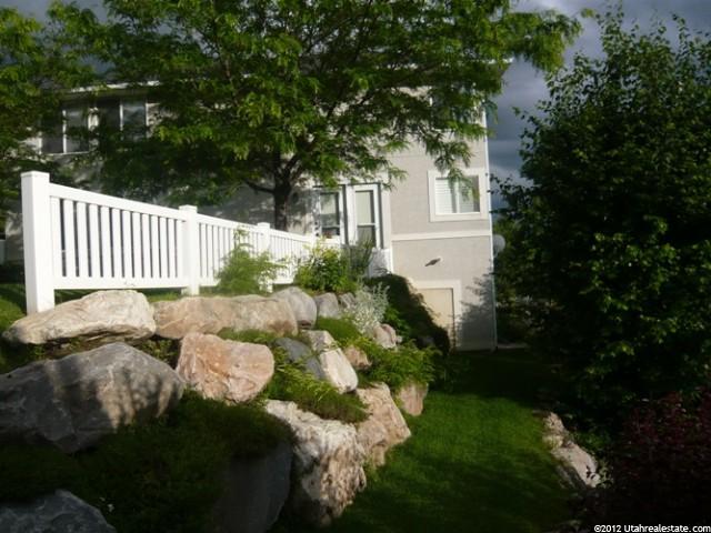 135 E Carrignton Ln, Centerville, UT 84014 — photo 6