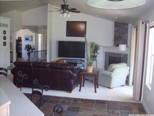 1639 E 6850 S, Uintah, UT 84405 — photo 2
