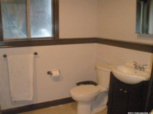 860 Clover Cir, Ogden, UT 84404 — photo 6