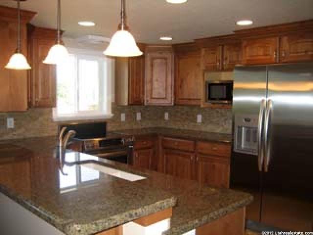 483 E 200 S, Centerville, UT 84014 — photo 4