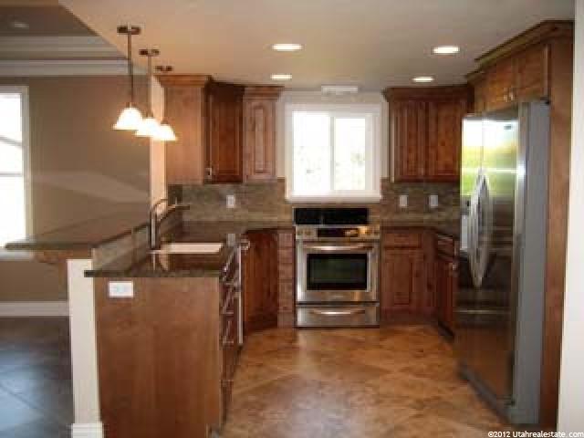 483 E 200 S, Centerville, UT 84014 — photo 5