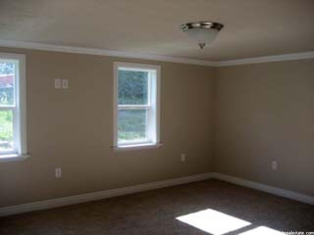 483 E 200 S, Centerville, UT 84014 — photo 10
