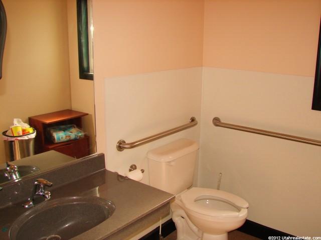40 W Cache Valley Blvd, Logan, UT 84341 — photo 11