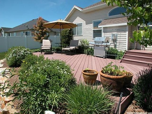 322 E 2025 S, Clearfield, UT 84015 — photo 12