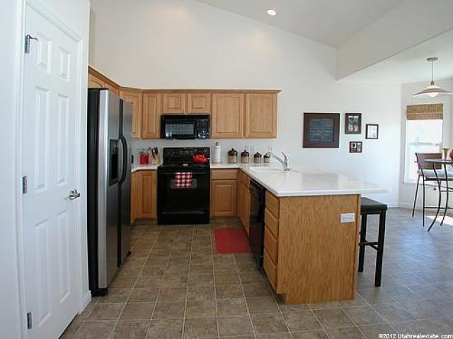 322 E 2025 S, Clearfield, UT 84015 — photo 5