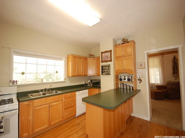 439 S 100 E, Brigham City, UT 84302 — photo 4