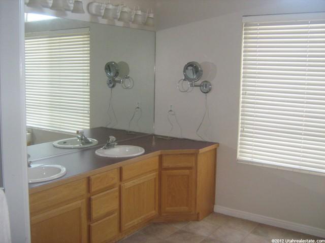 1051 E Skyler Dr S, Draper, UT 84020 — photo 8