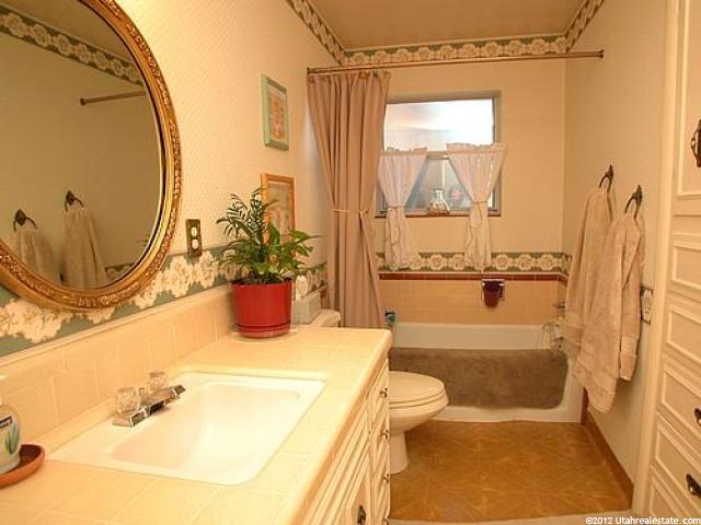 1656 E 1030 N, Logan, UT 84341 — photo 7