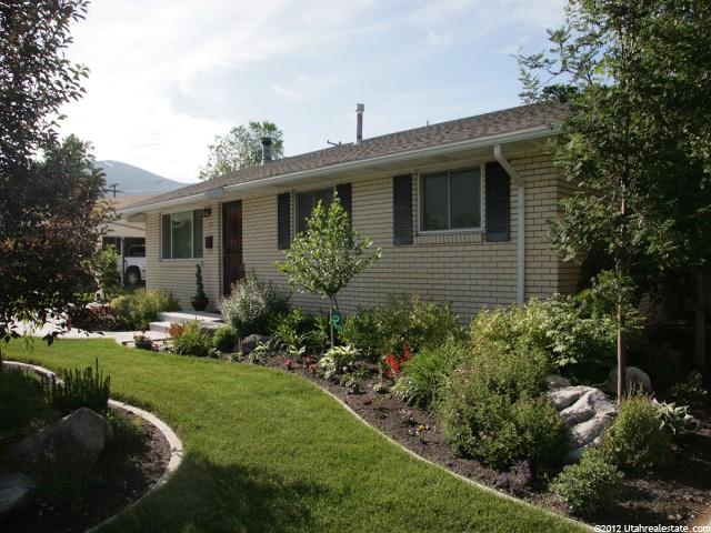 33 W 900 N, Bountiful, UT 84010 — photo 2