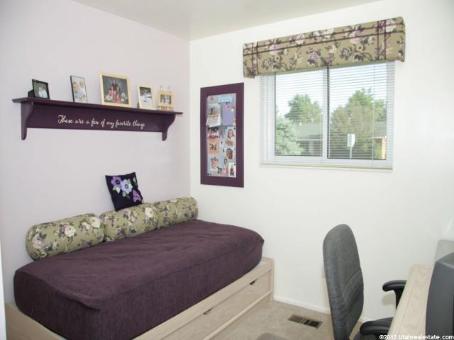 33 W 900 N, Bountiful, UT 84010 — photo 5