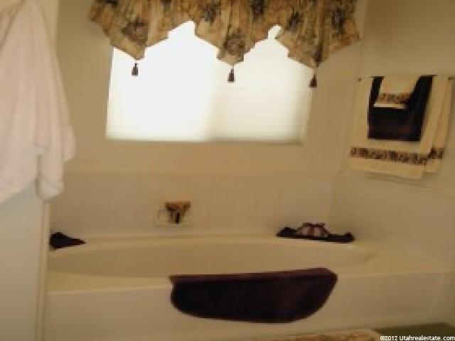 711 N 550 E, Orem, UT 84097 — photo 7