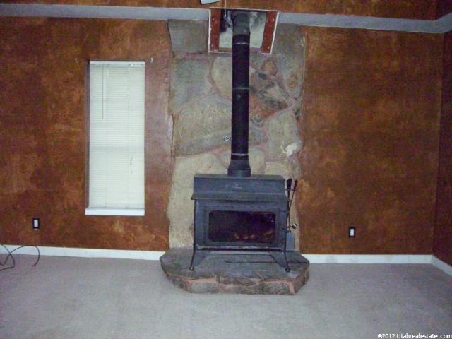 393 S 100 E, Nephi, UT 84648 — photo 2