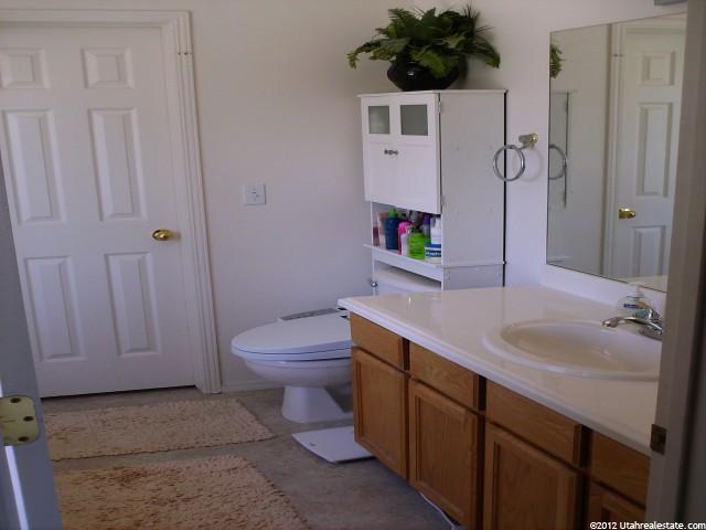 599 E 2200 S, Clearfield, UT 84015 — photo 8