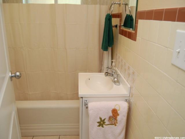 588 E 5400 S, Murray, UT 84107 — photo 10