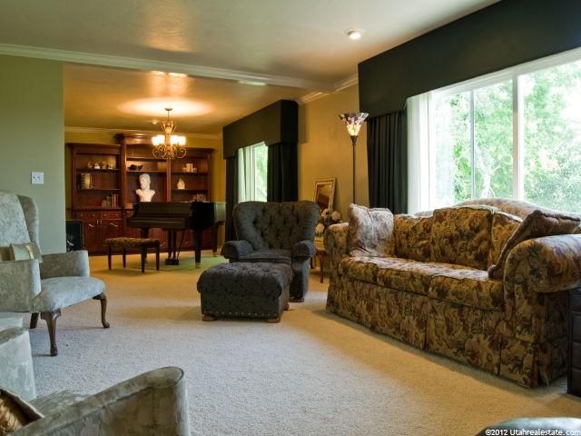 1355 N 400 E, Centerville, UT 84014 — photo 4