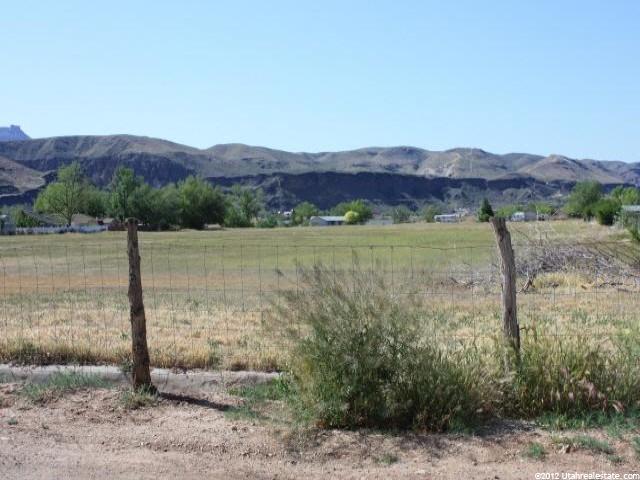 451 W 200 N, Washington County, UT 84745 — photo 4