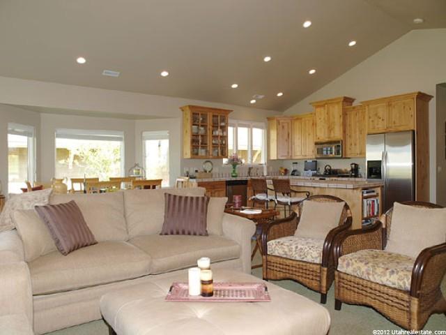 128 E Chatelle Cv, Midway, UT 84049 — photo 4