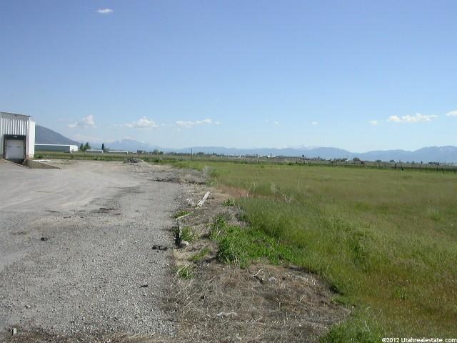 200 W 3200 N, Hyde Park, UT 84318 — photo 2