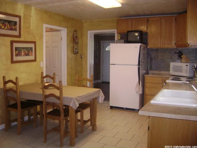 288 E Main St, Grantsville, UT 84029 — photo 4