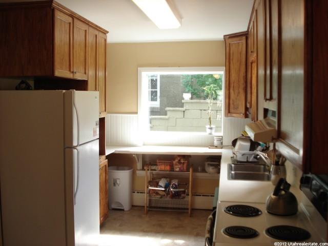 324 W Center St, Logan, UT 84321 — photo 4
