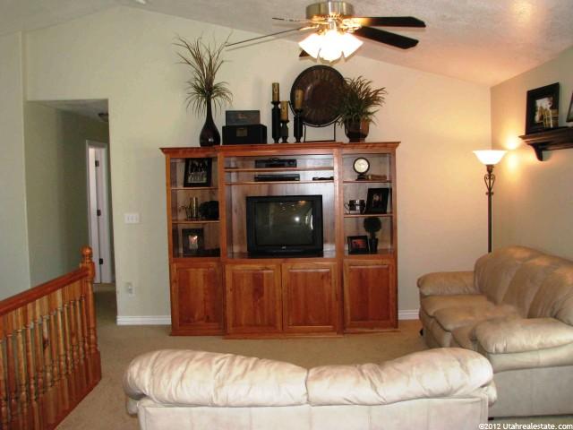 518 N 100 E, Smithfield, UT 84335 — photo 2