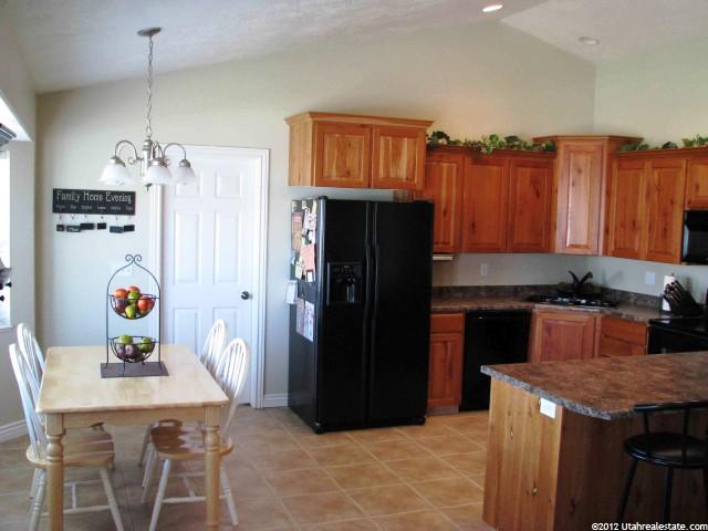 518 N 100 E, Smithfield, UT 84335 — photo 3