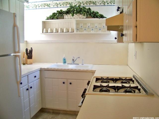 1318 S 200 W, Bountiful, UT 84010 — photo 4