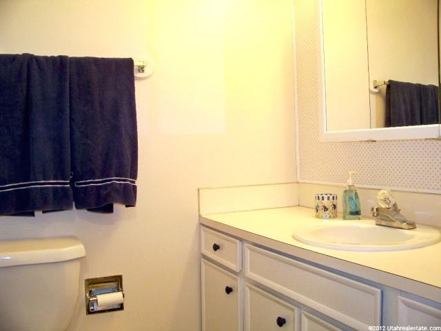 1318 S 200 W, Bountiful, UT 84010 — photo 8