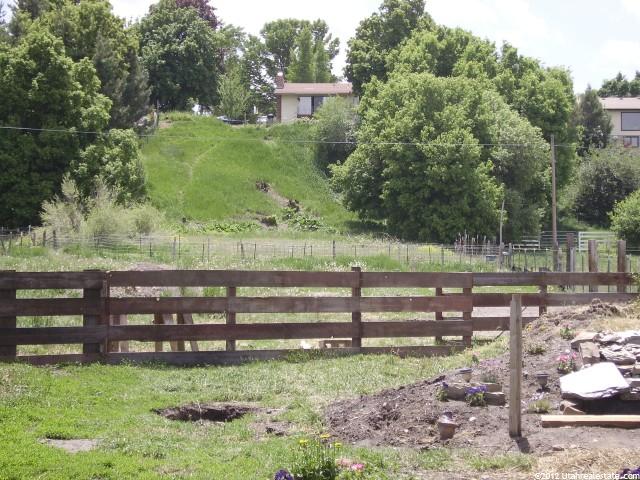 156 E Main St, Hyrum, UT 84319 — photo 3