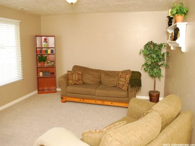 365 Downs Dr, Ogden, UT 84404 — photo 2