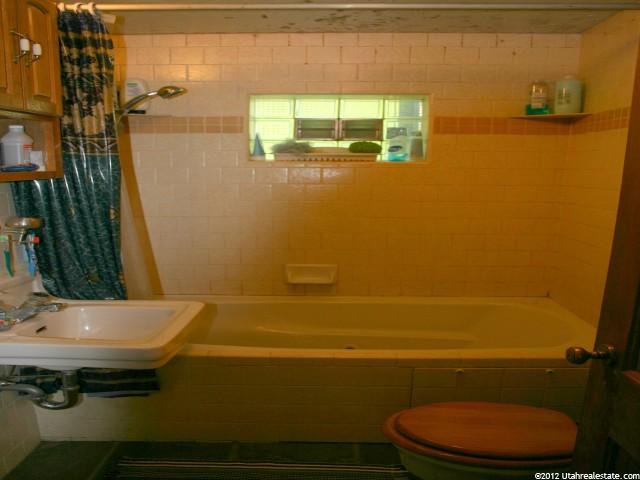 230 N 200 Res E, Wellsville, UT 84339 — photo 4