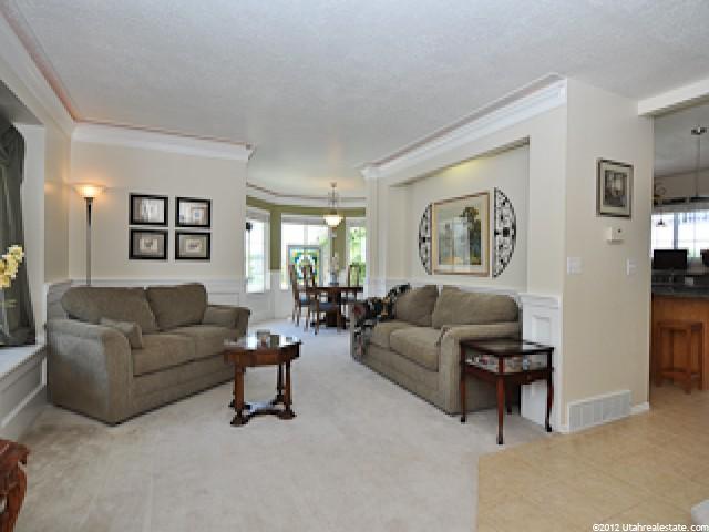 5887 S 1325 E, South Ogden, UT 84403 — photo 3