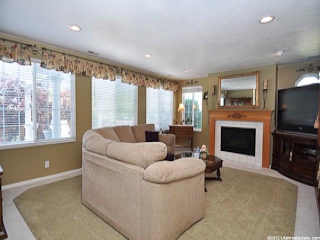 5887 S 1325 E, South Ogden, UT 84403 — photo 4