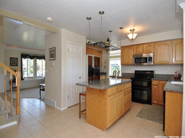 5887 S 1325 E, South Ogden, UT 84403 — photo 7