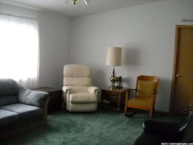 665 S 300 E, Mt Pleasant, UT 84647 — photo 3