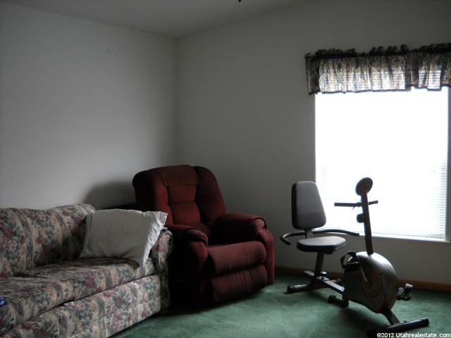 665 S 300 E, Mt Pleasant, UT 84647 — photo 4