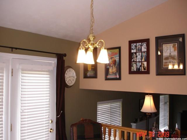 262 E Eaglebrook Dr, Sandy, UT 84070 — photo 3
