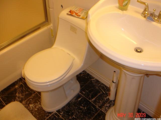 262 E Eaglebrook Dr, Sandy, UT 84070 — photo 10