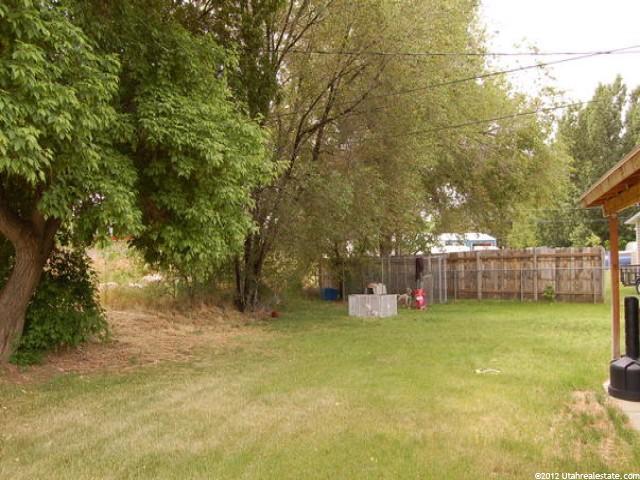 367 Highland Dr, Riverdale, UT 84405 — photo 9