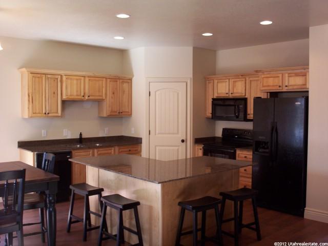695 N 180 E, Smithfield, UT 84335 — photo 2