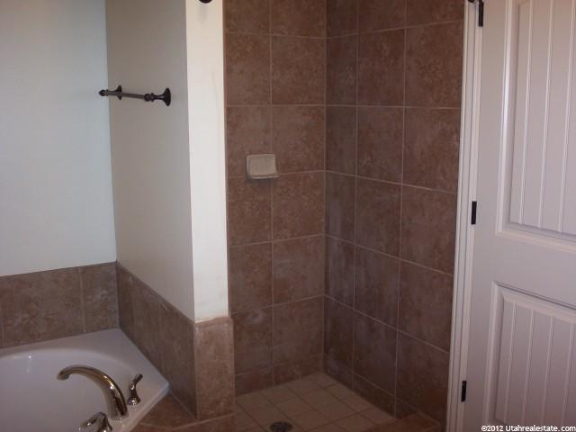 695 N 180 E, Smithfield, UT 84335 — photo 4