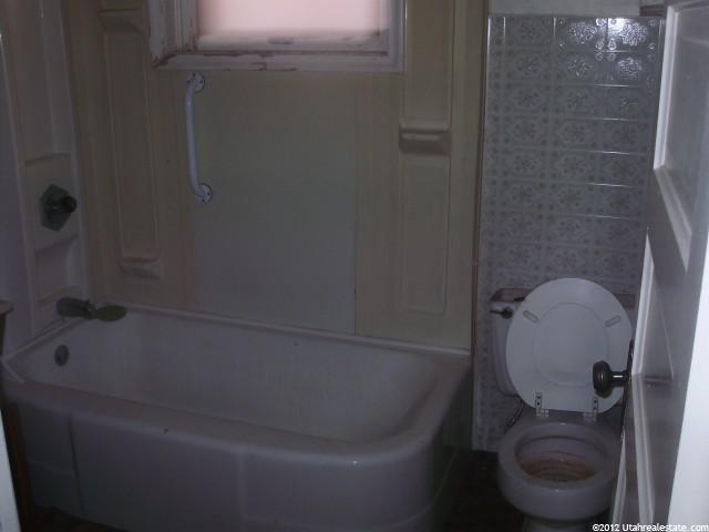 190 N 100 W, Logan, UT 84321 — photo 3