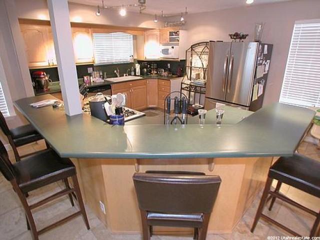 9825 S 2465 E, Sandy, UT 84092 — photo 3
