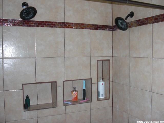 1946 E 2100 N, Layton, UT 84040 — photo 6