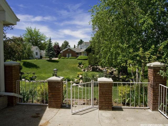 5463 S 300 E, Washington Terrace, UT 84405 — photo 2